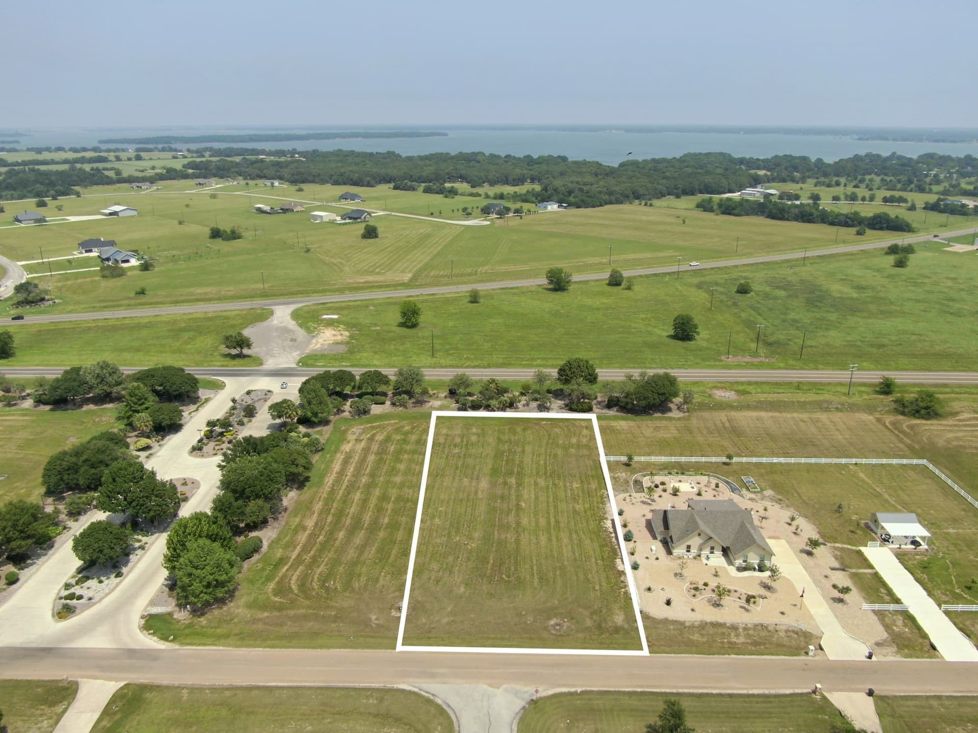 1.02 acres in Navarro County - photo 3
