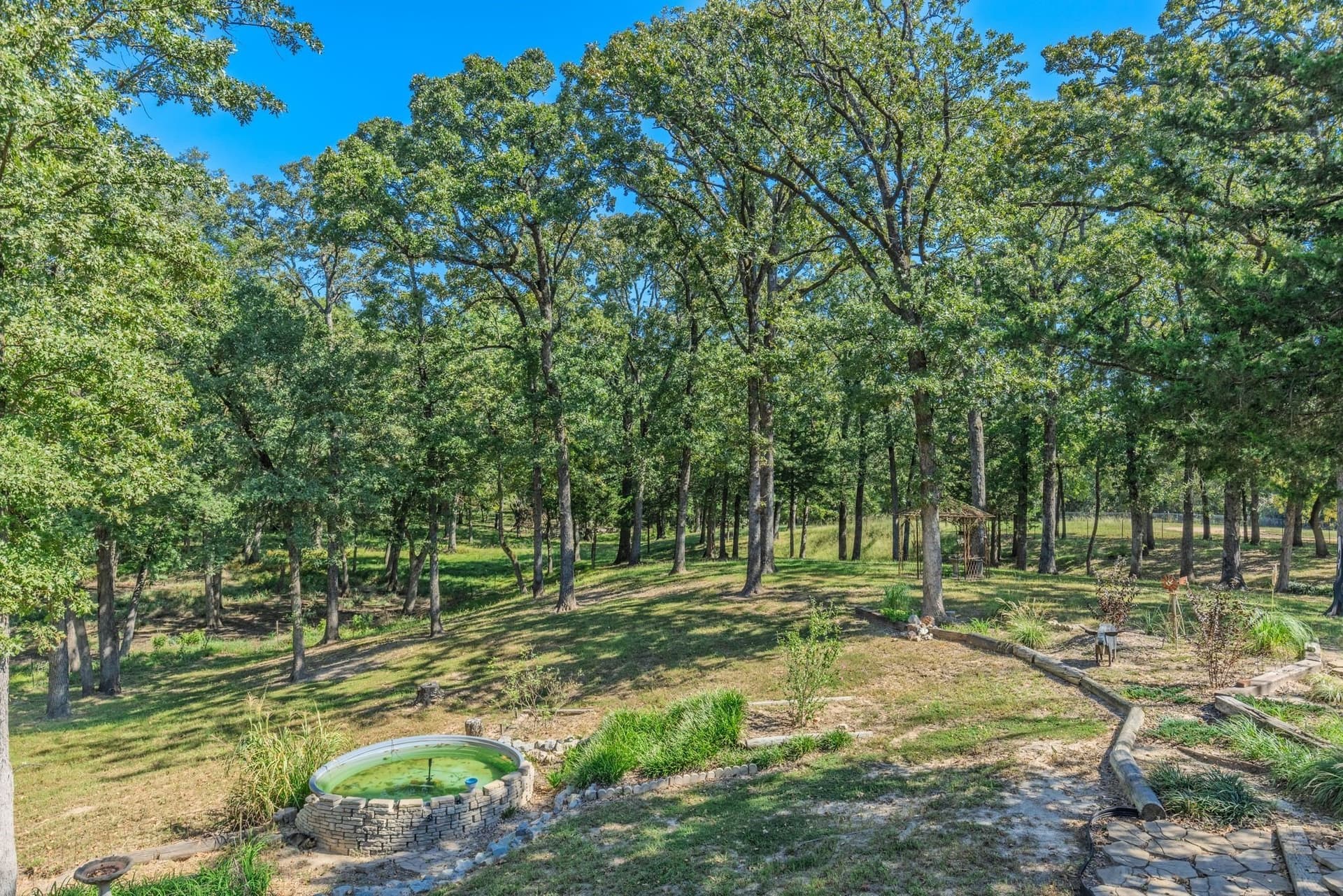 37.98 acres in Hunt County - photo 22