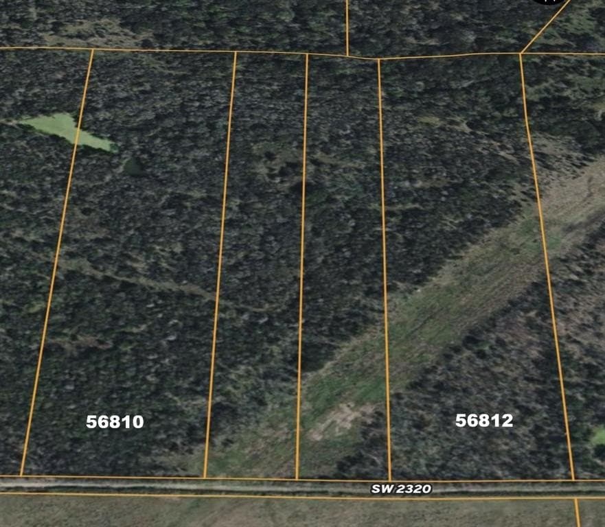 14.28 acres in Navarro County