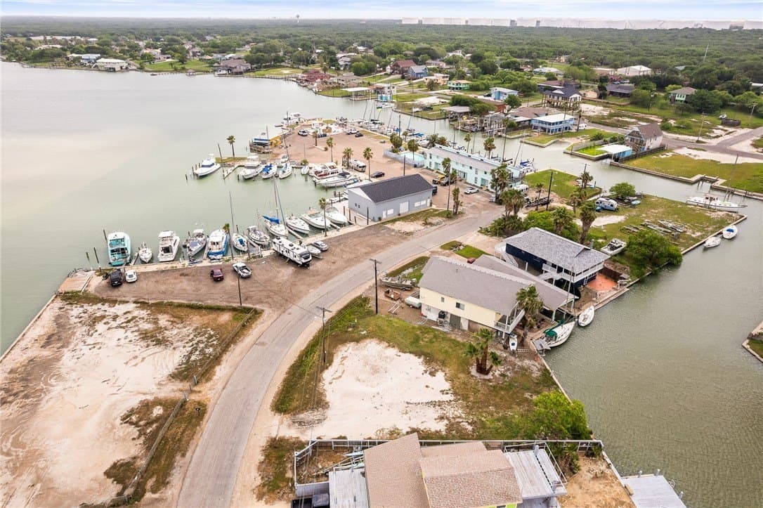 0.17 acres in San Patricio County - photo 14