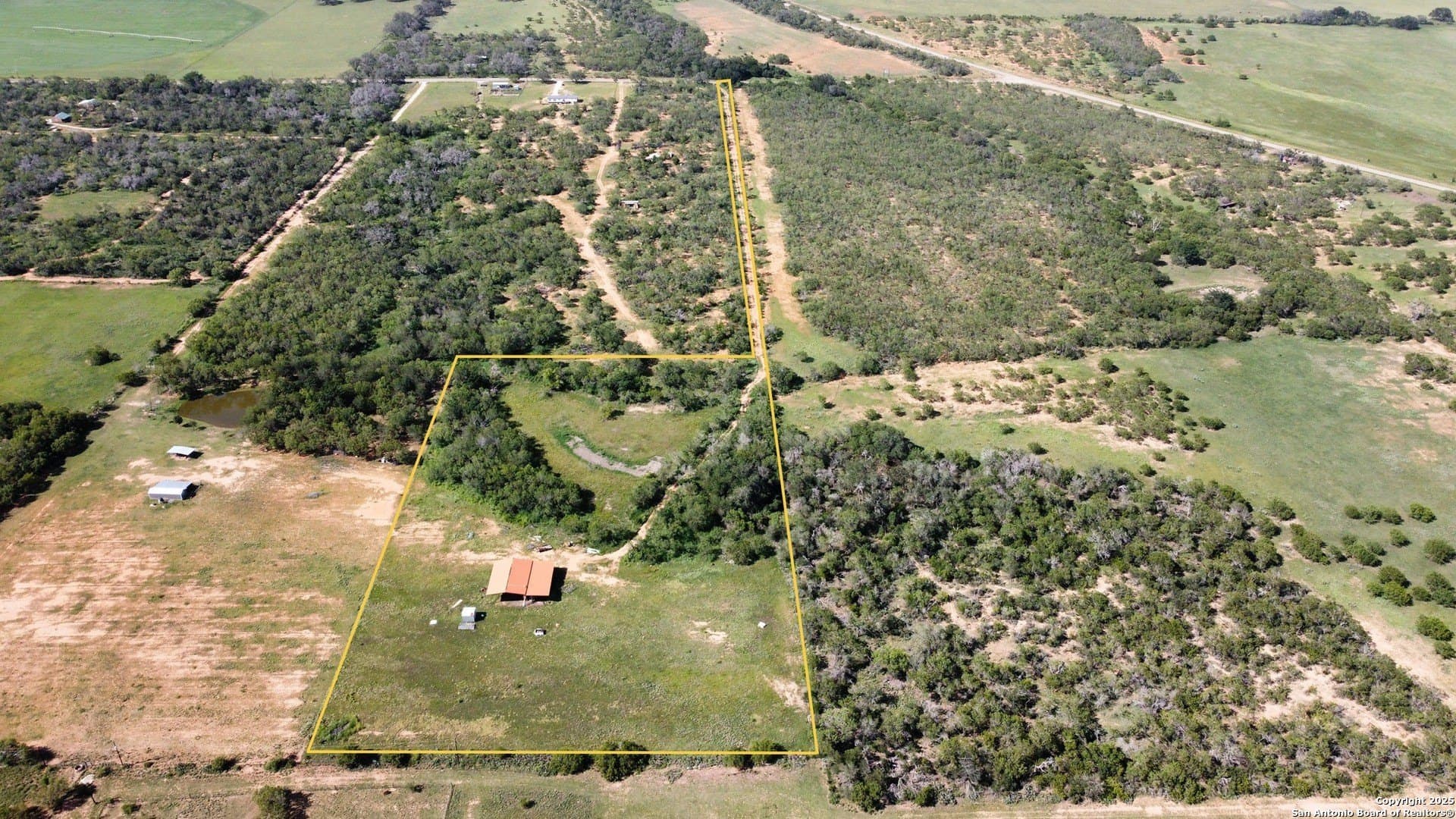 10.67 acres in Atascosa County