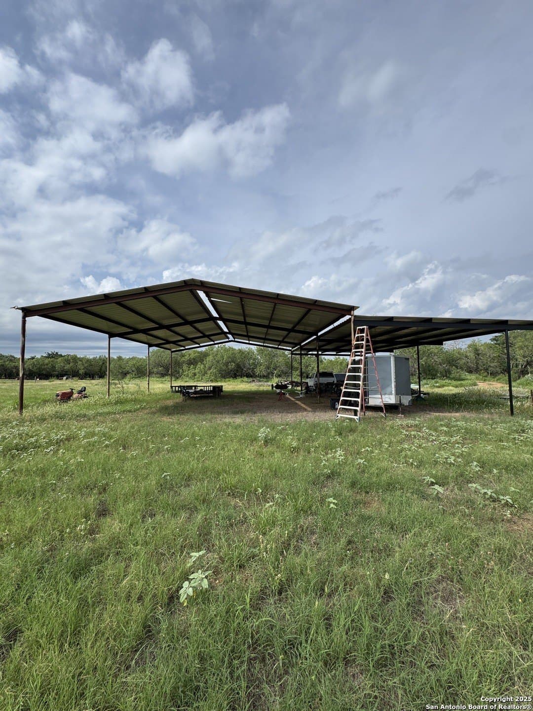 10.67 acres in Atascosa County - photo 11