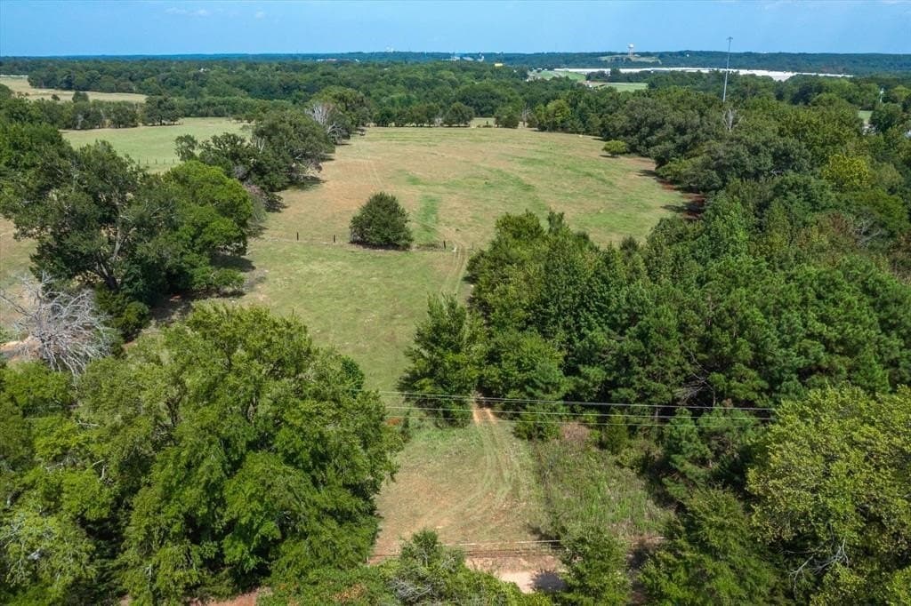 37.17 acres in Smith County - photo 9