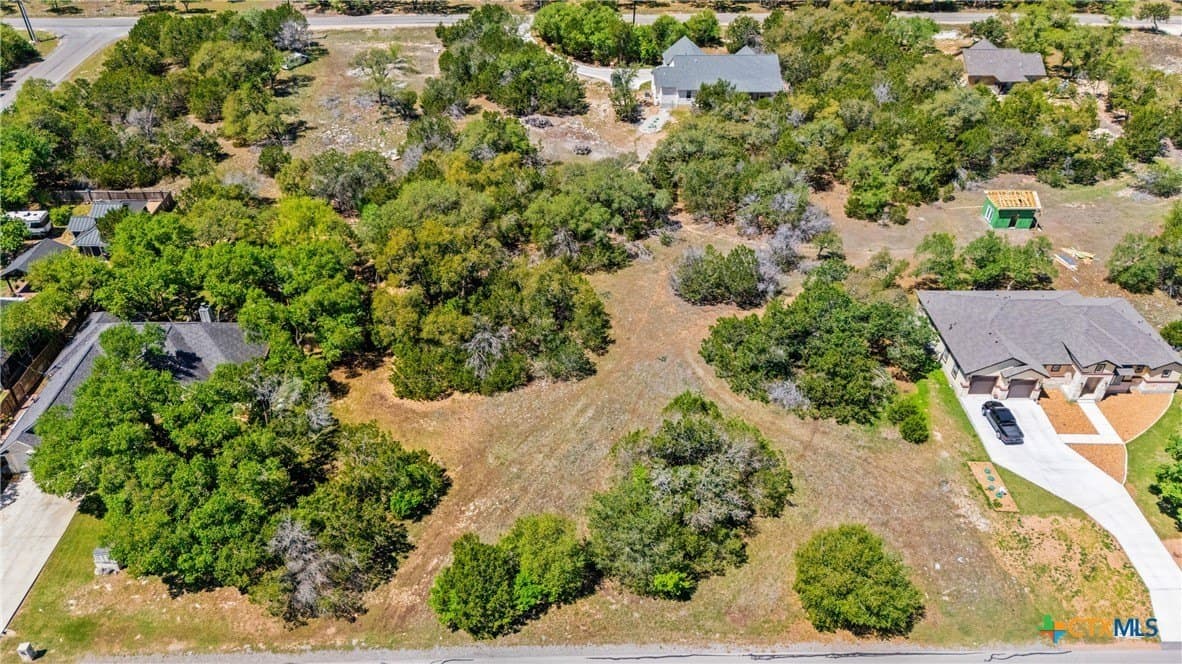 0.51 acres in Comal County - photo 17