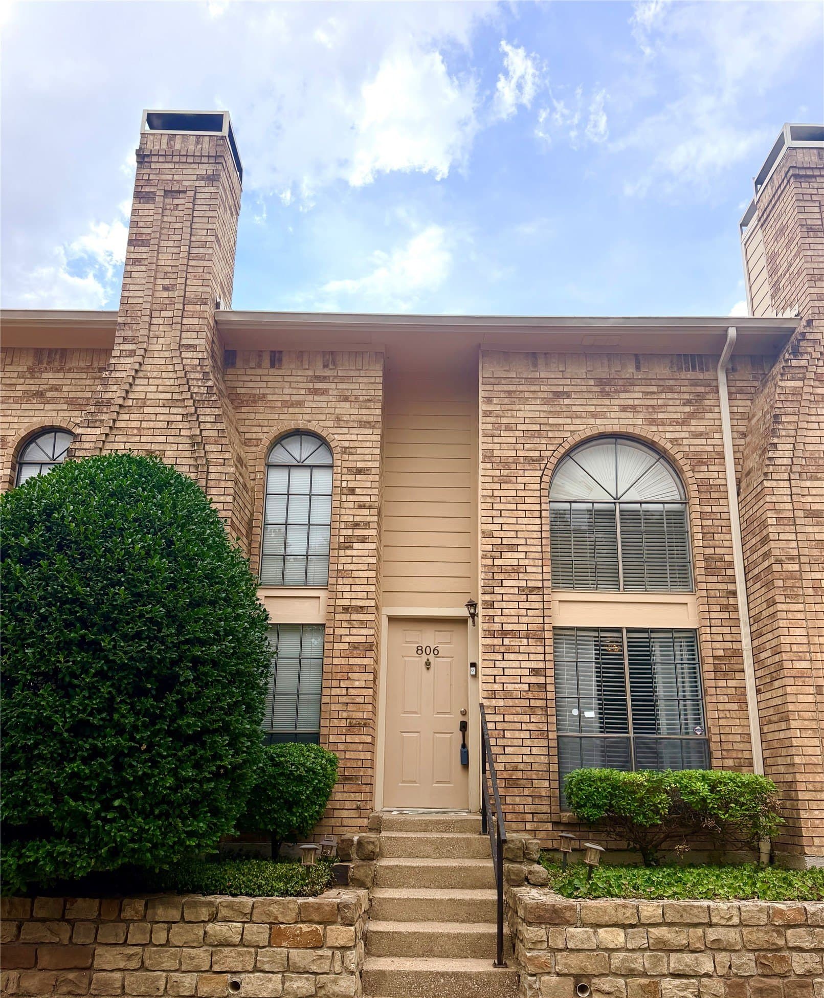 10.06 acres in Dallas County