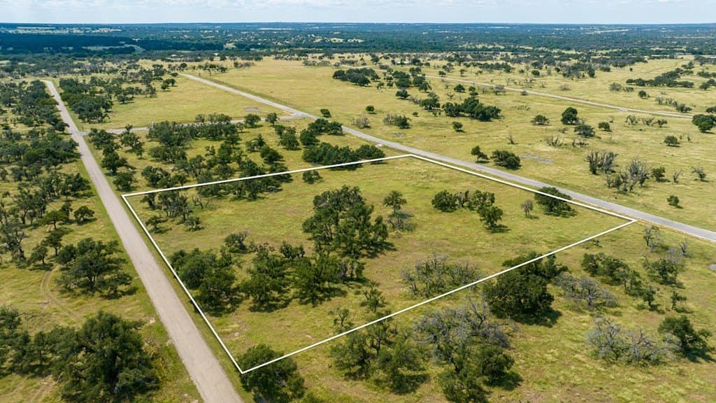 5.1 acres in Gillespie County gallery image 2