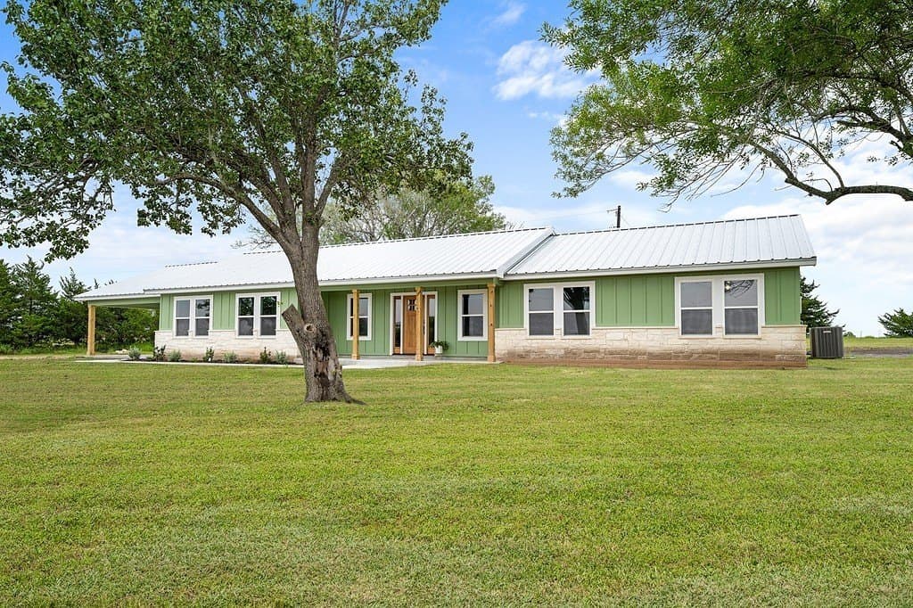 2.5 acres in Fayette County - photo 3