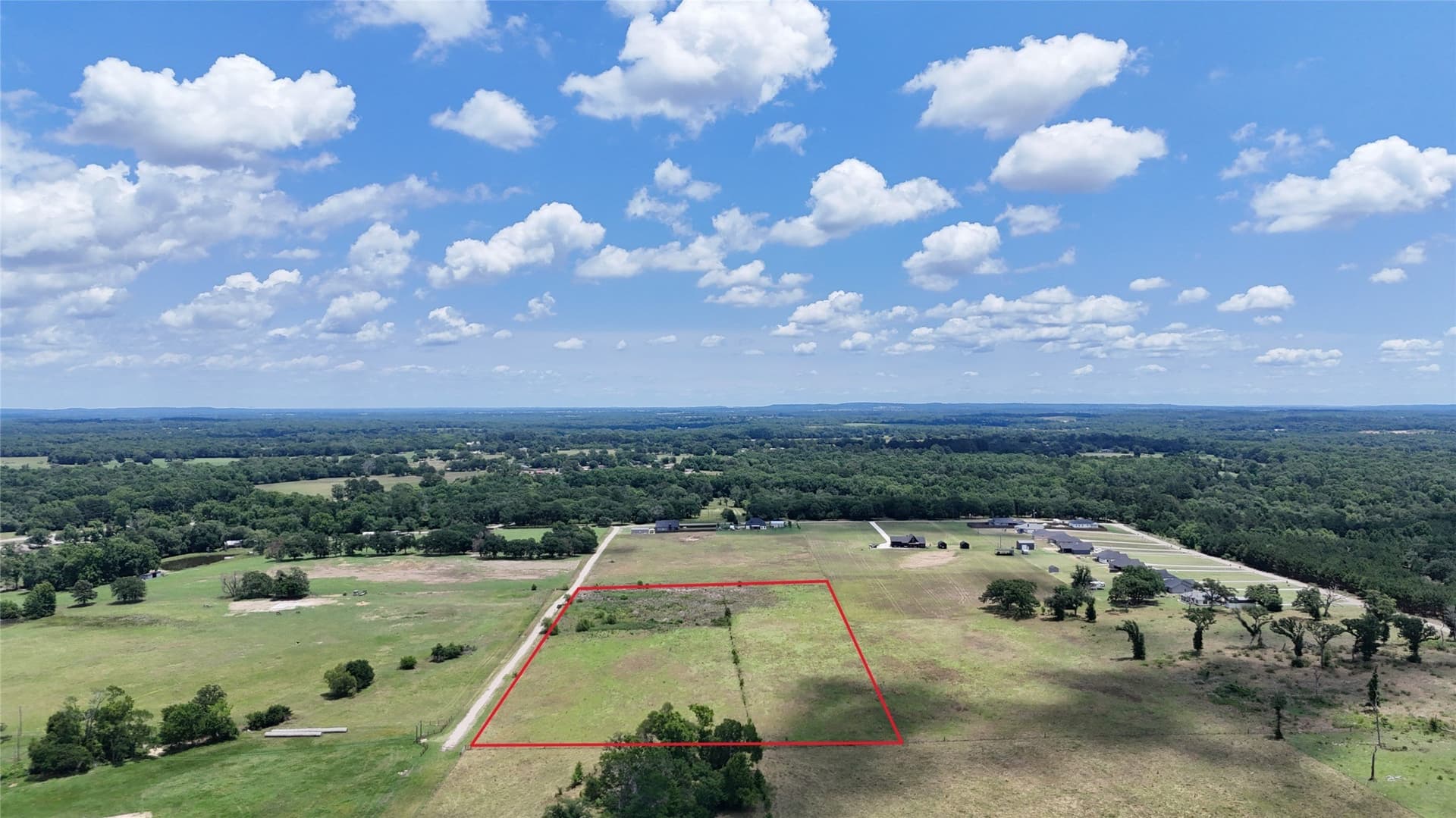 0.84 acres in Henderson County - photo 6