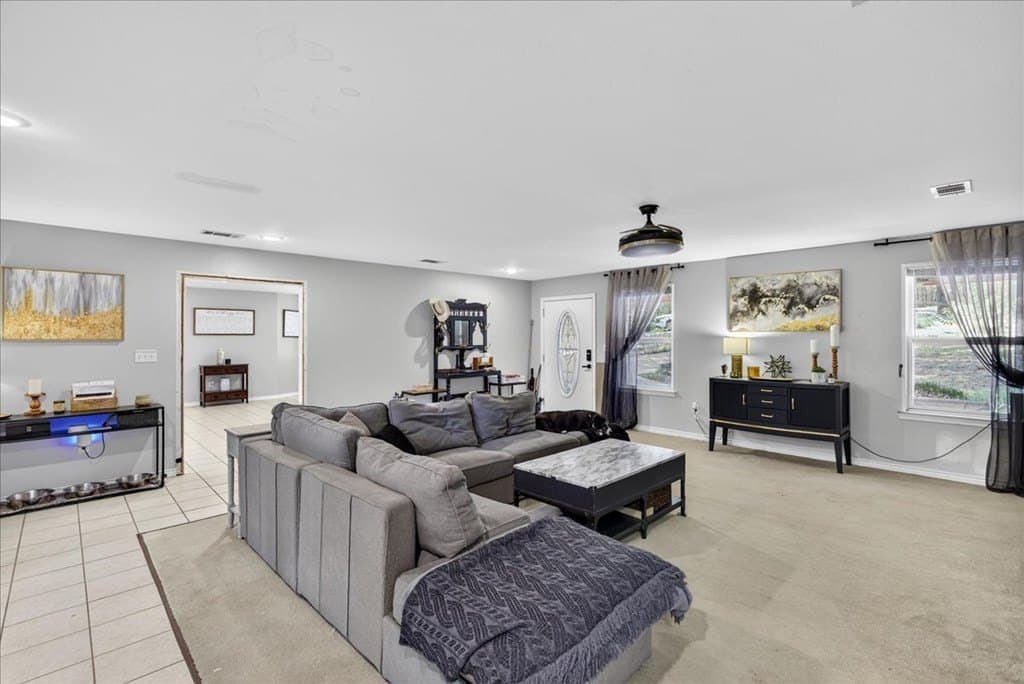 10.5 acres in Kaufman County gallery image 4