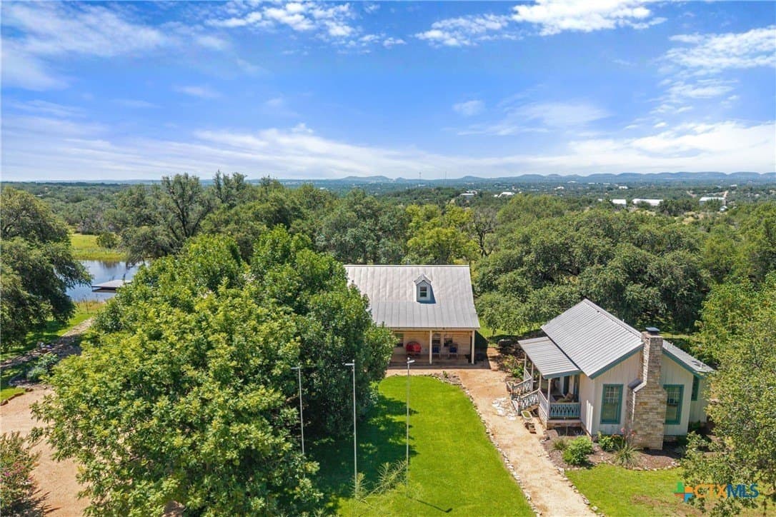 66 acres in Blanco County - photo 2