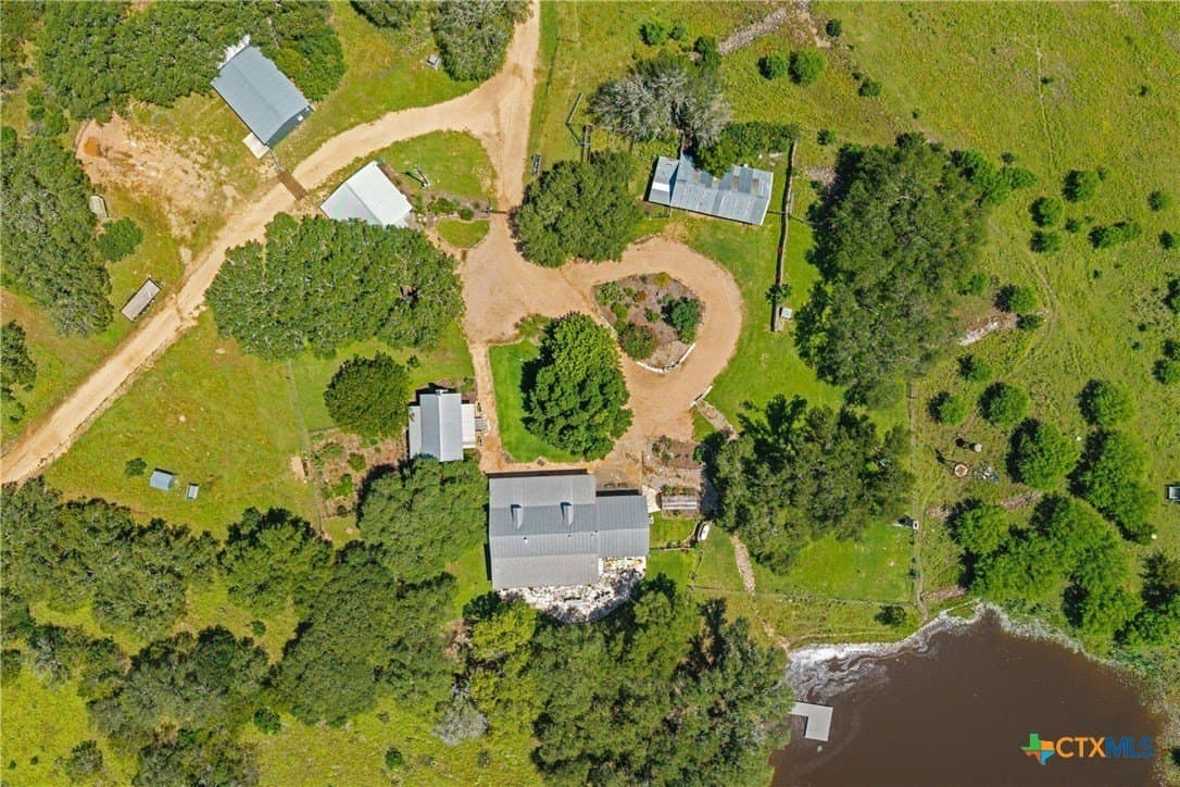 66 acres in Blanco County - photo 4