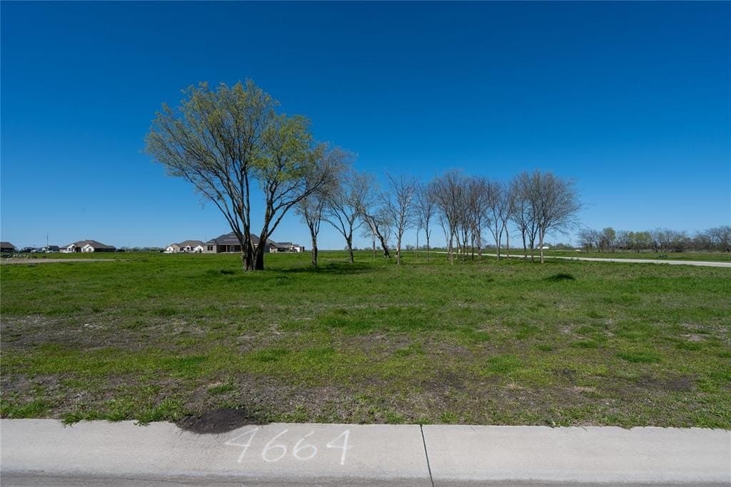 1.09 acres in Hunt County