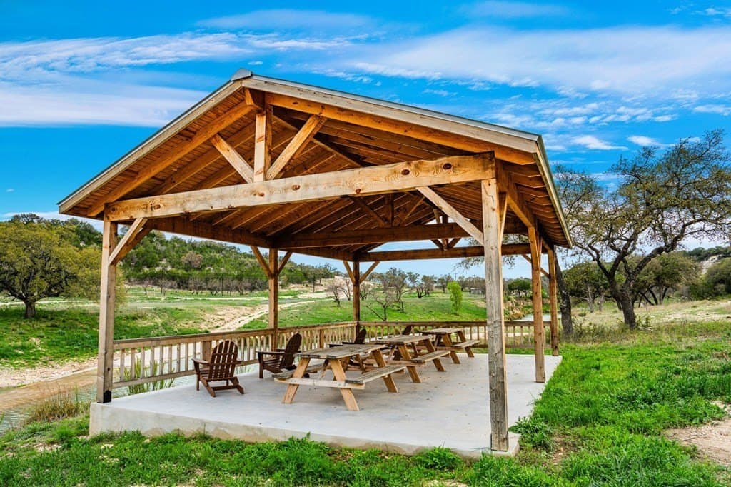 5.09 acres in Kimble County gallery image 4