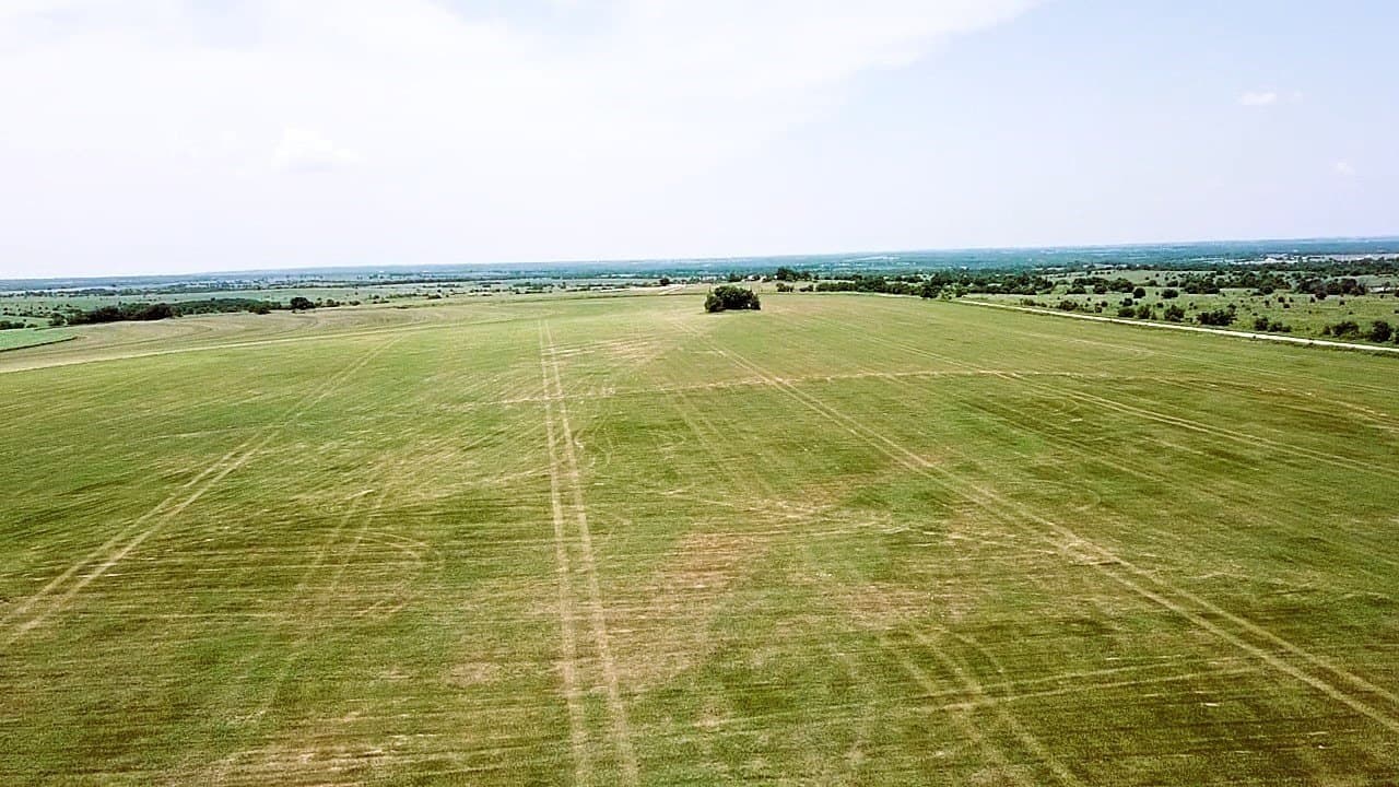 11.28 acres in Cooke County - photo 3