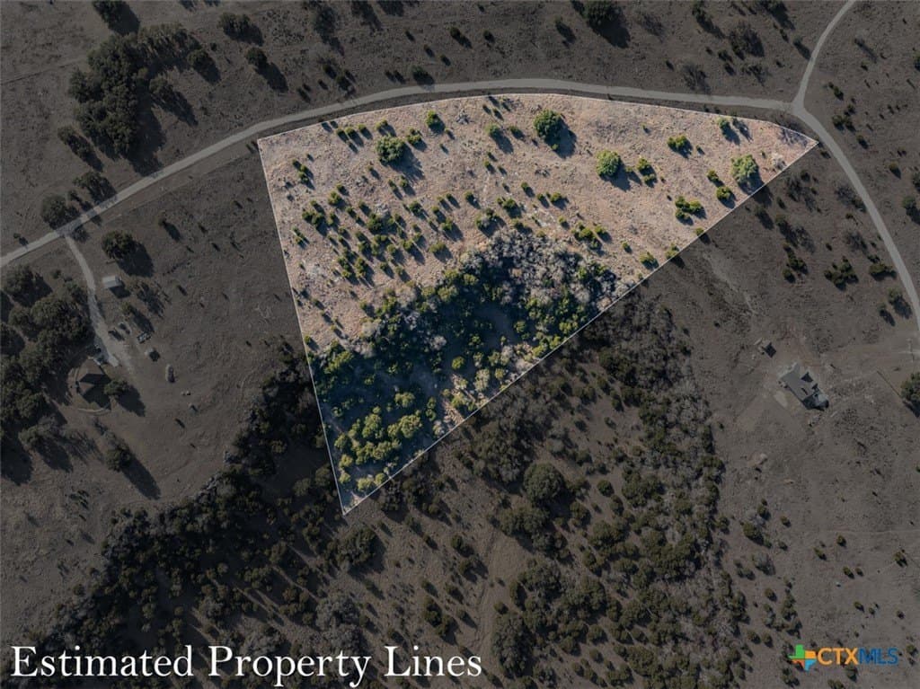 13.09 acres in Lampasas County gallery image 2