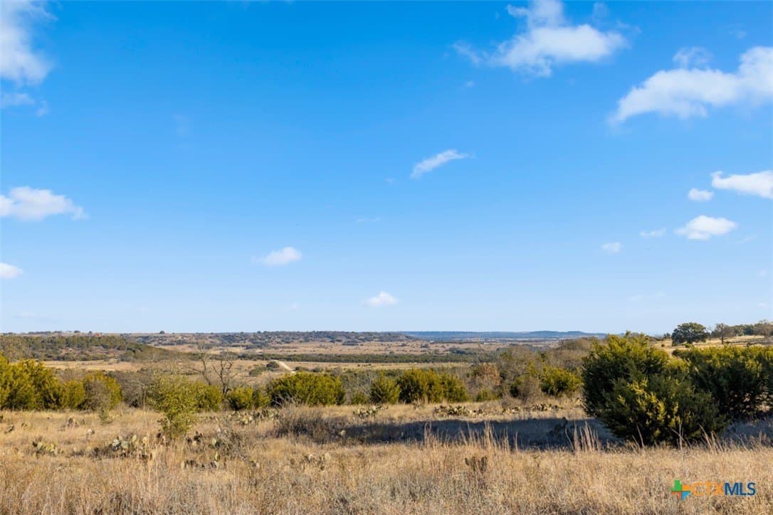 13.09 acres in Lampasas County - photo 10