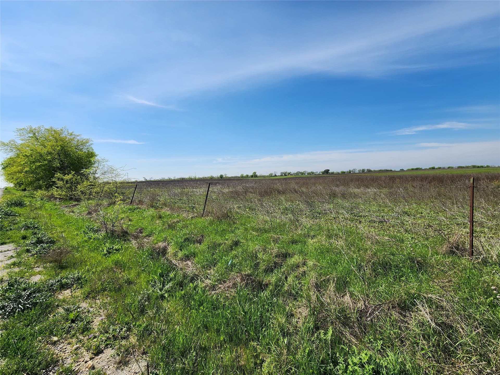 10.11 acres in Hill County gallery image 2