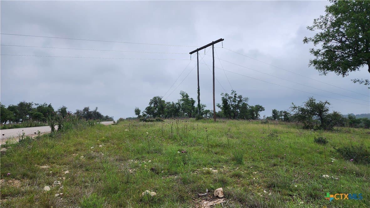5.23 acres in Gillespie County - photo 9