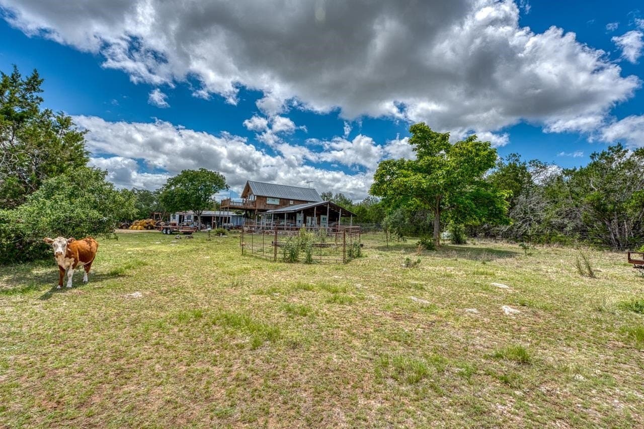 11.44 acres in Blanco County - photo 40