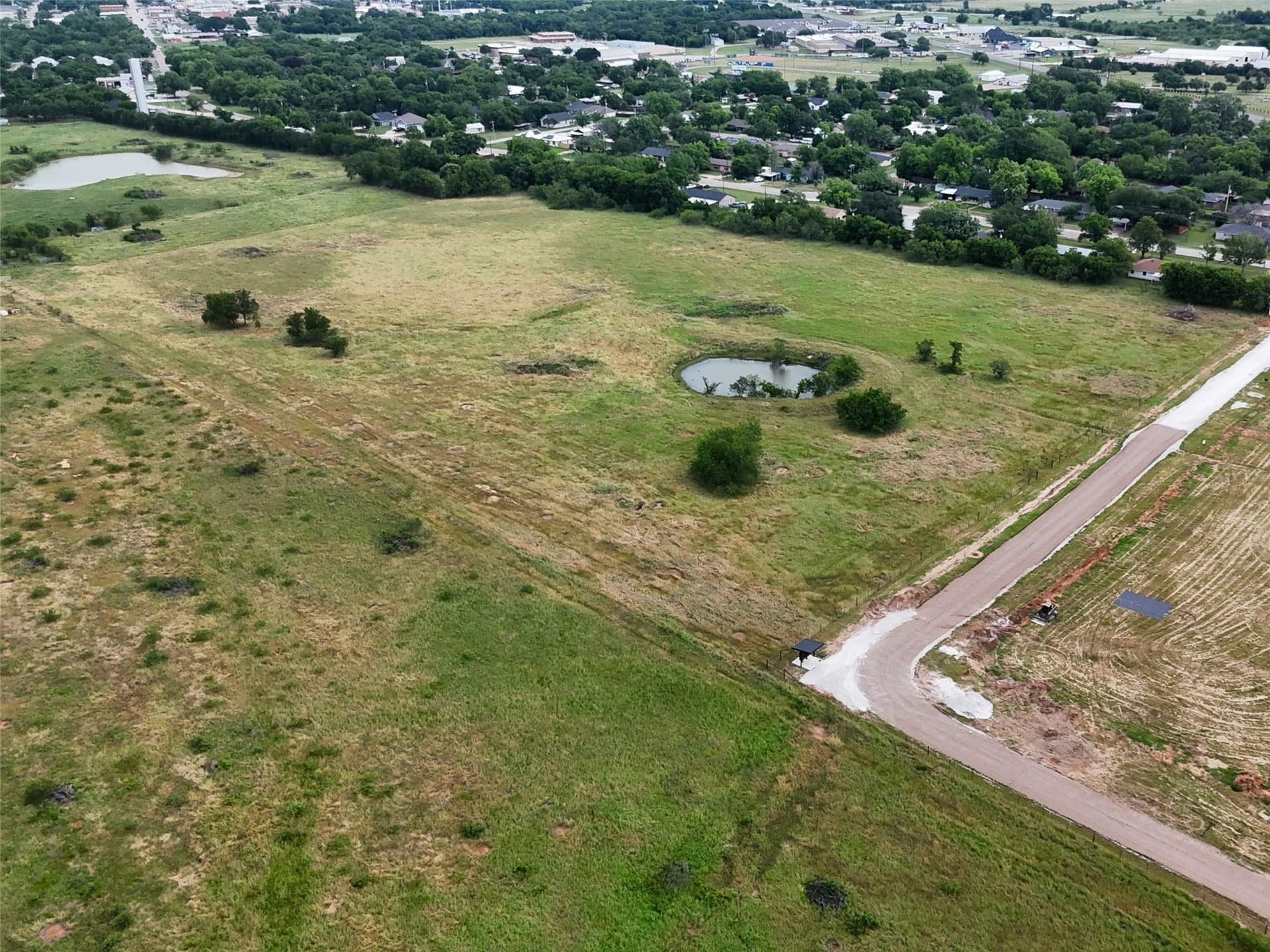 13.27 acres in Hill County