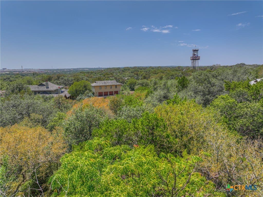 0.32 acres in Hays County