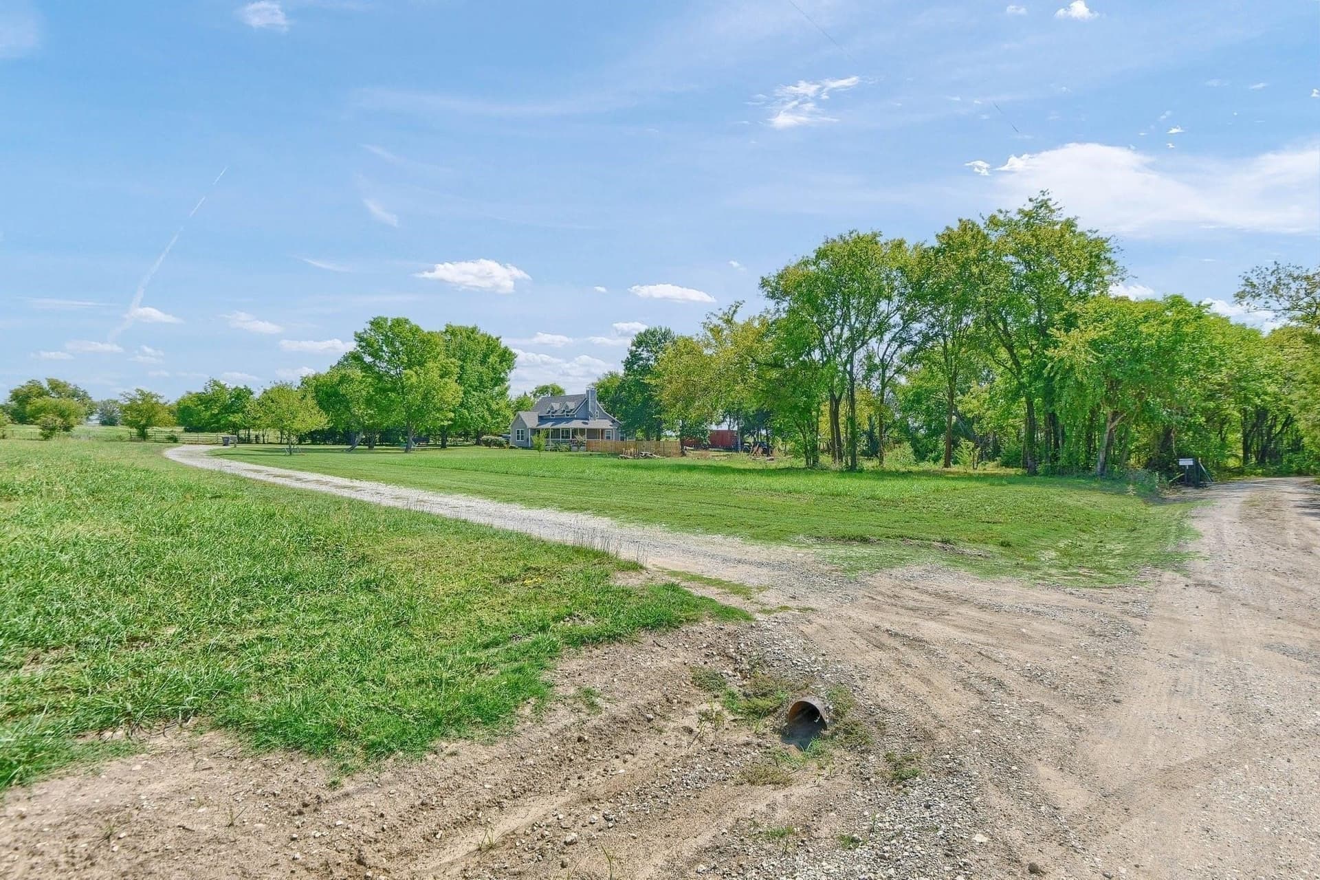 1.4 acres in Grayson County gallery image 3