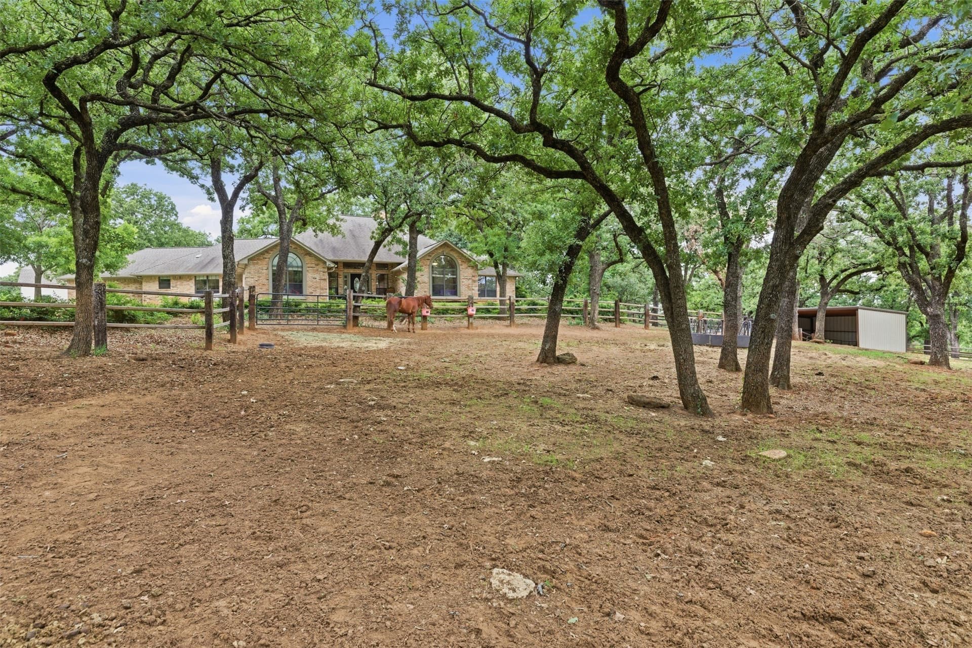 11 acres in Tarrant County gallery image 3