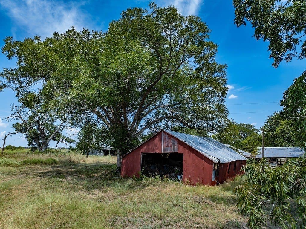 23.77 acres in Fayette County - photo 11