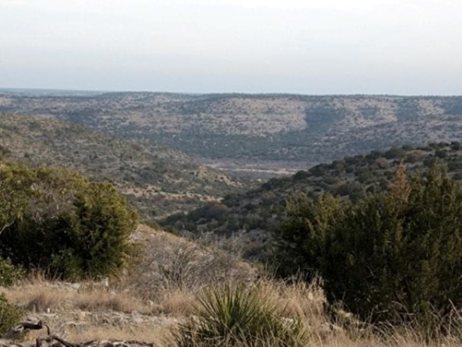 102.04 acres in Val Verde County gallery image 3