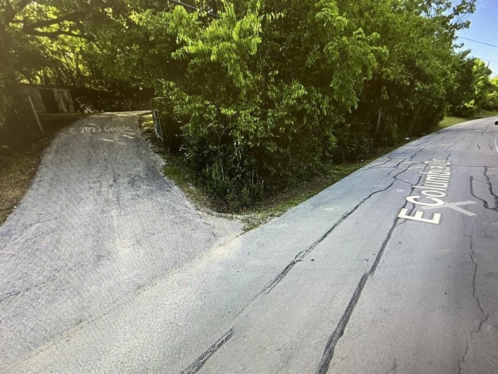 4.29 acres in Tarrant County gallery image 4