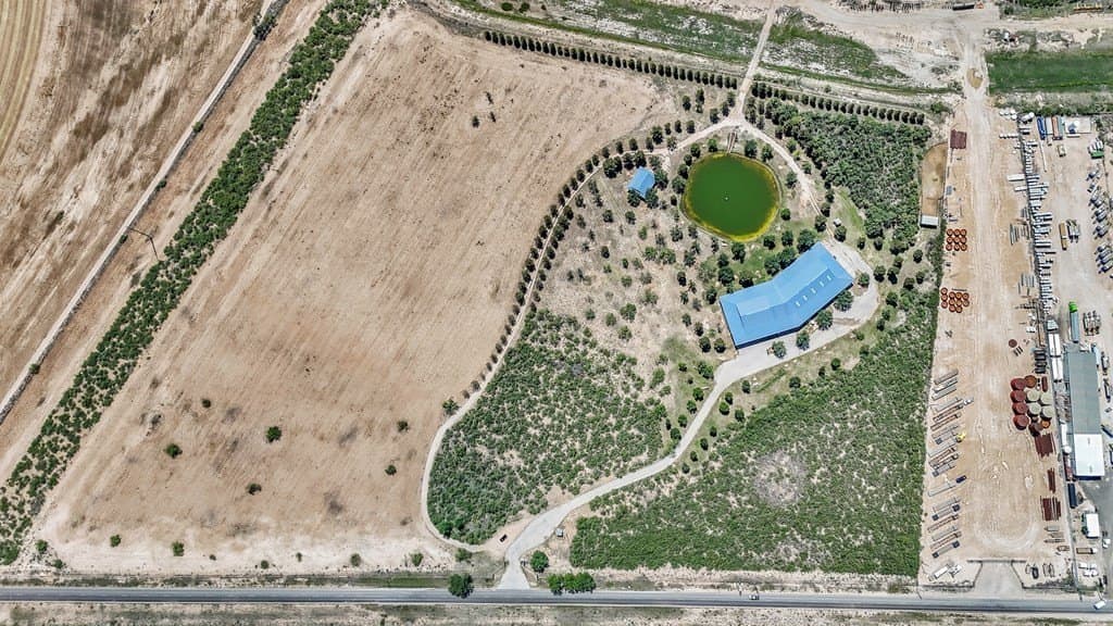 43.5 acres in Midland County gallery image 2