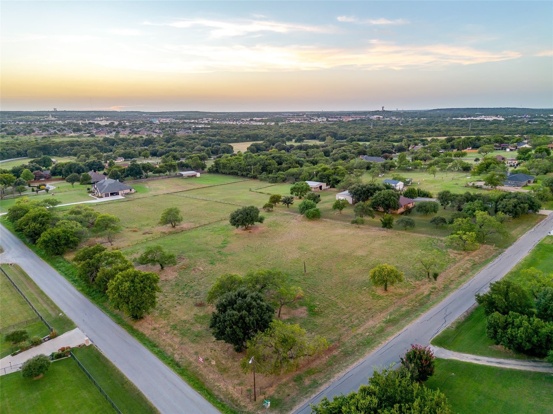 1.45 acres in Johnson County gallery image 2