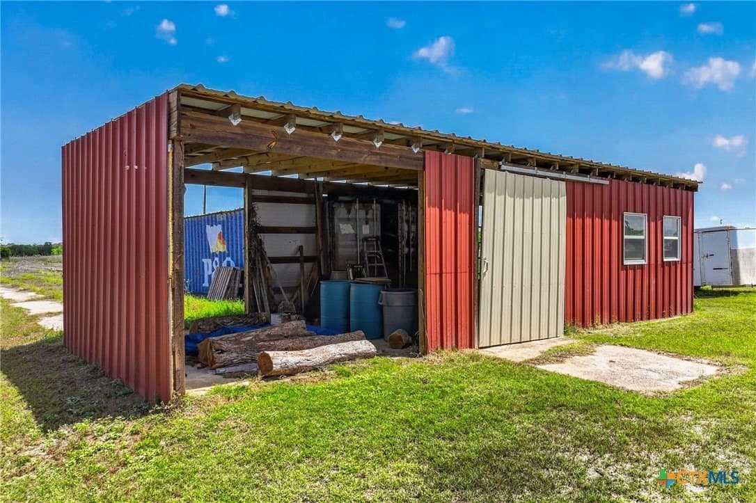 30.07 acres in Gonzales County featured view