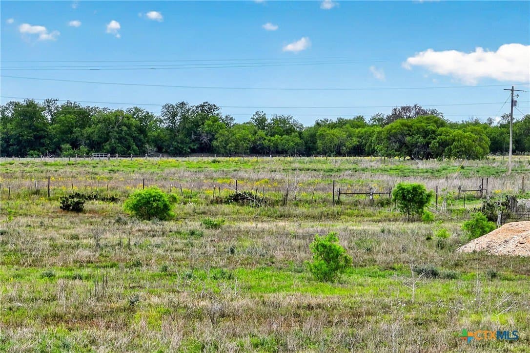 30.07 acres in Gonzales County - photo 12