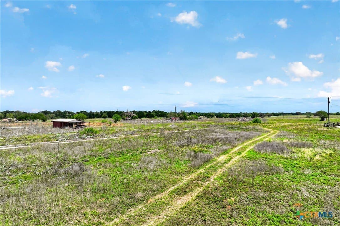 30.07 acres in Gonzales County - photo 14