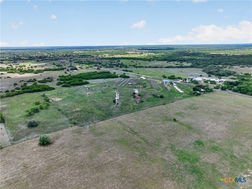 30.07 acres in Gonzales County - photo 25