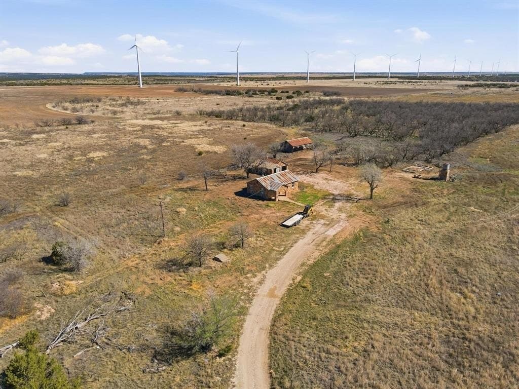 110 acres in Nolan County