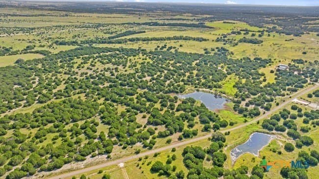 29.37 acres in Burnet County gallery image 3