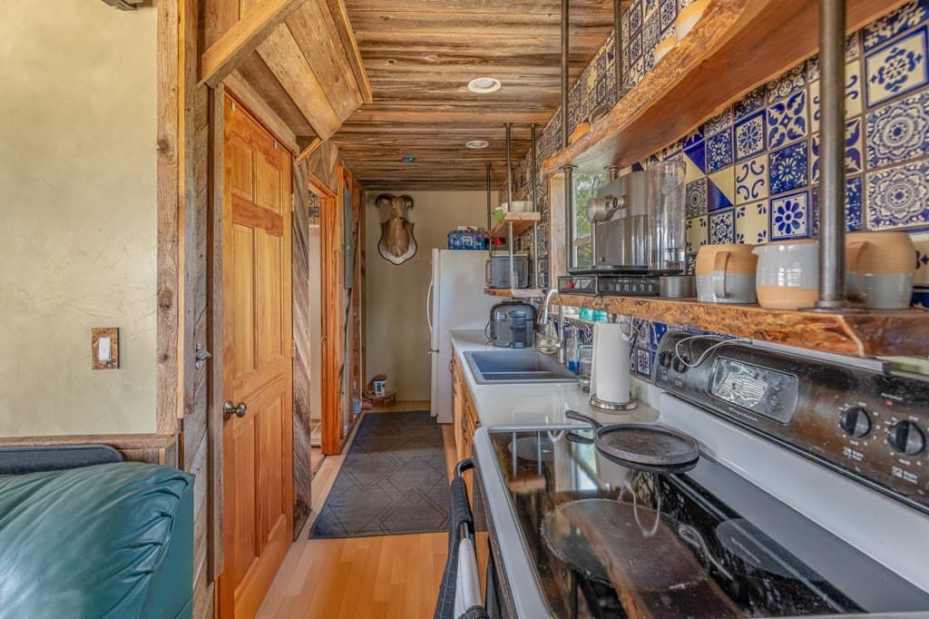 10.62 acres in Real County - photo 11