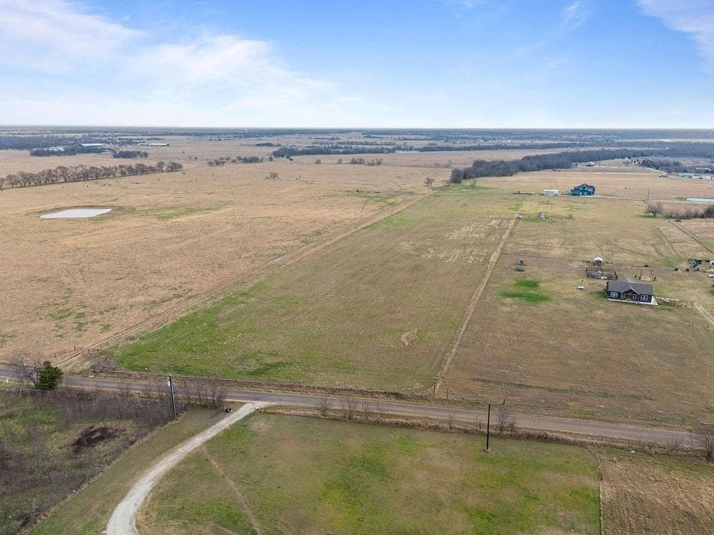 10.19 acres in Kaufman County gallery image 3