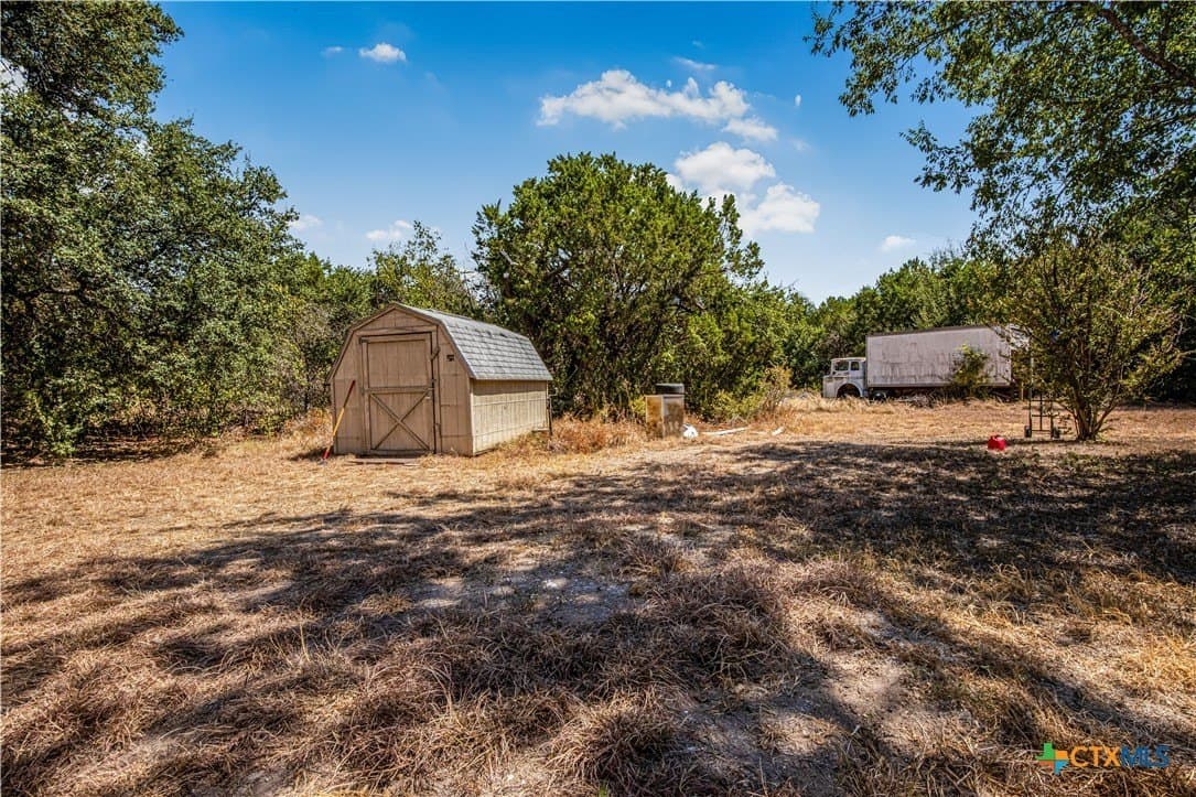 5.78 acres in Bell County - photo 5