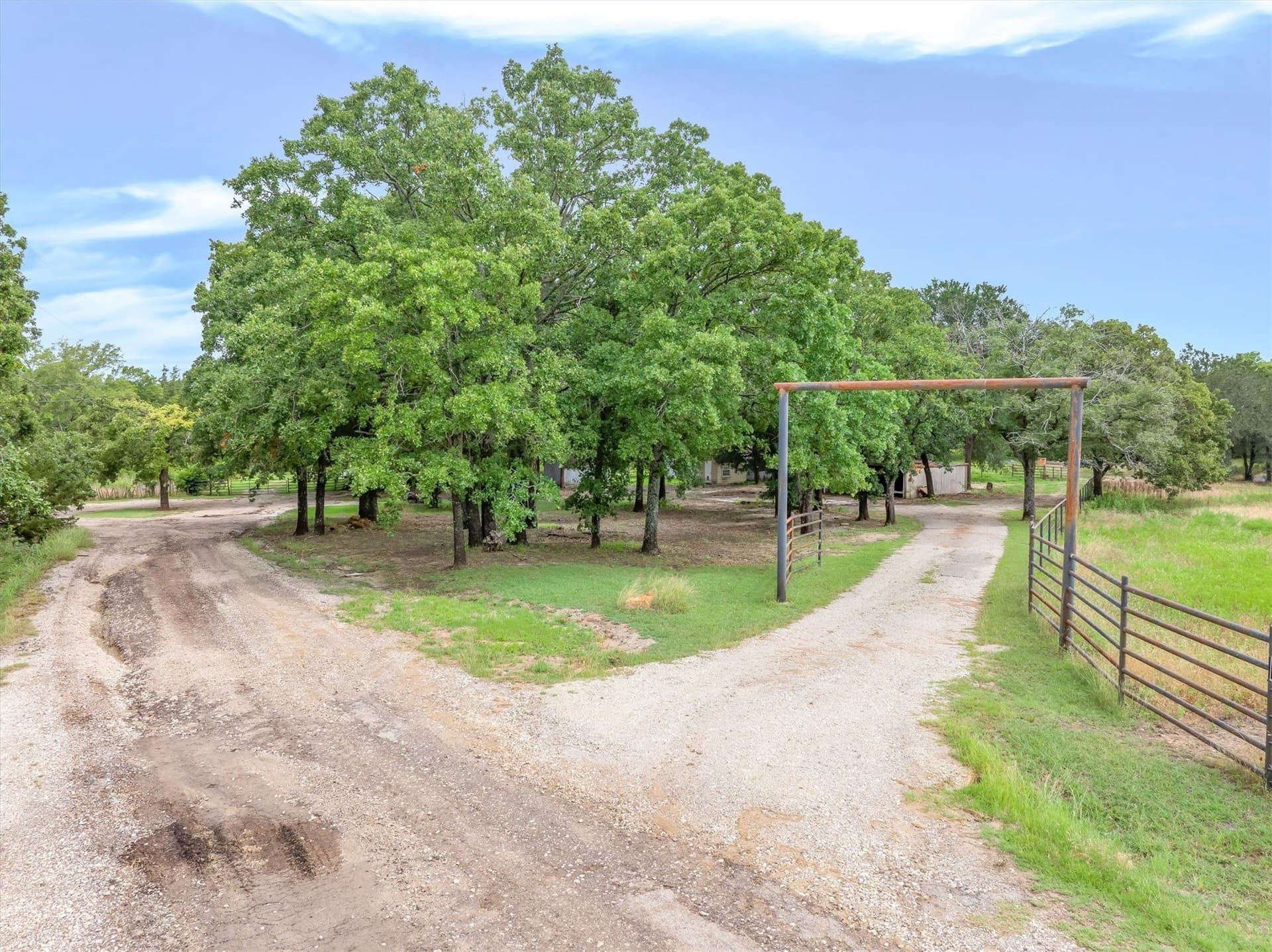 20.61 acres in Van Zandt County - photo 2