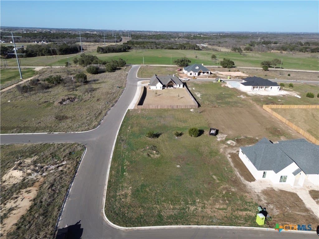 0.6 acres in Bell County