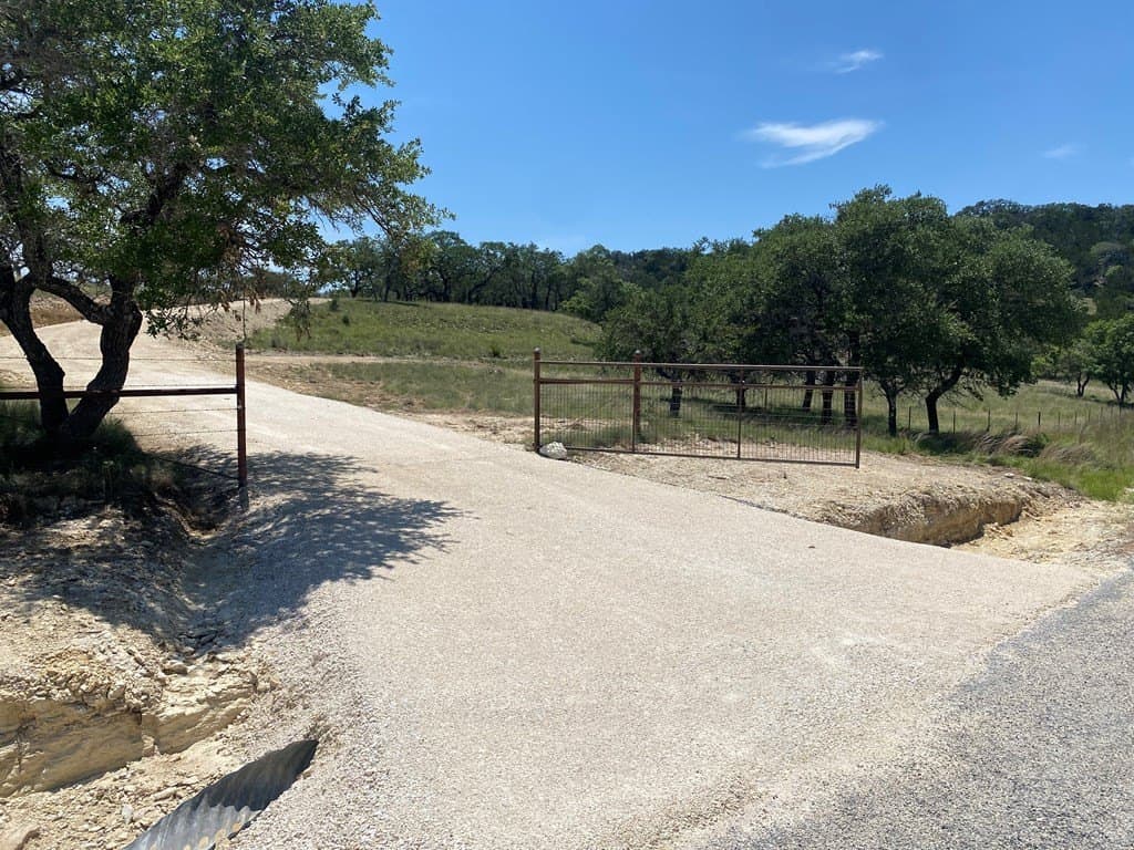 10.88 acres in Kendall County gallery image 2