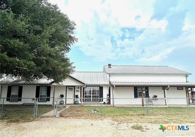 16.37 acres in Lampasas County