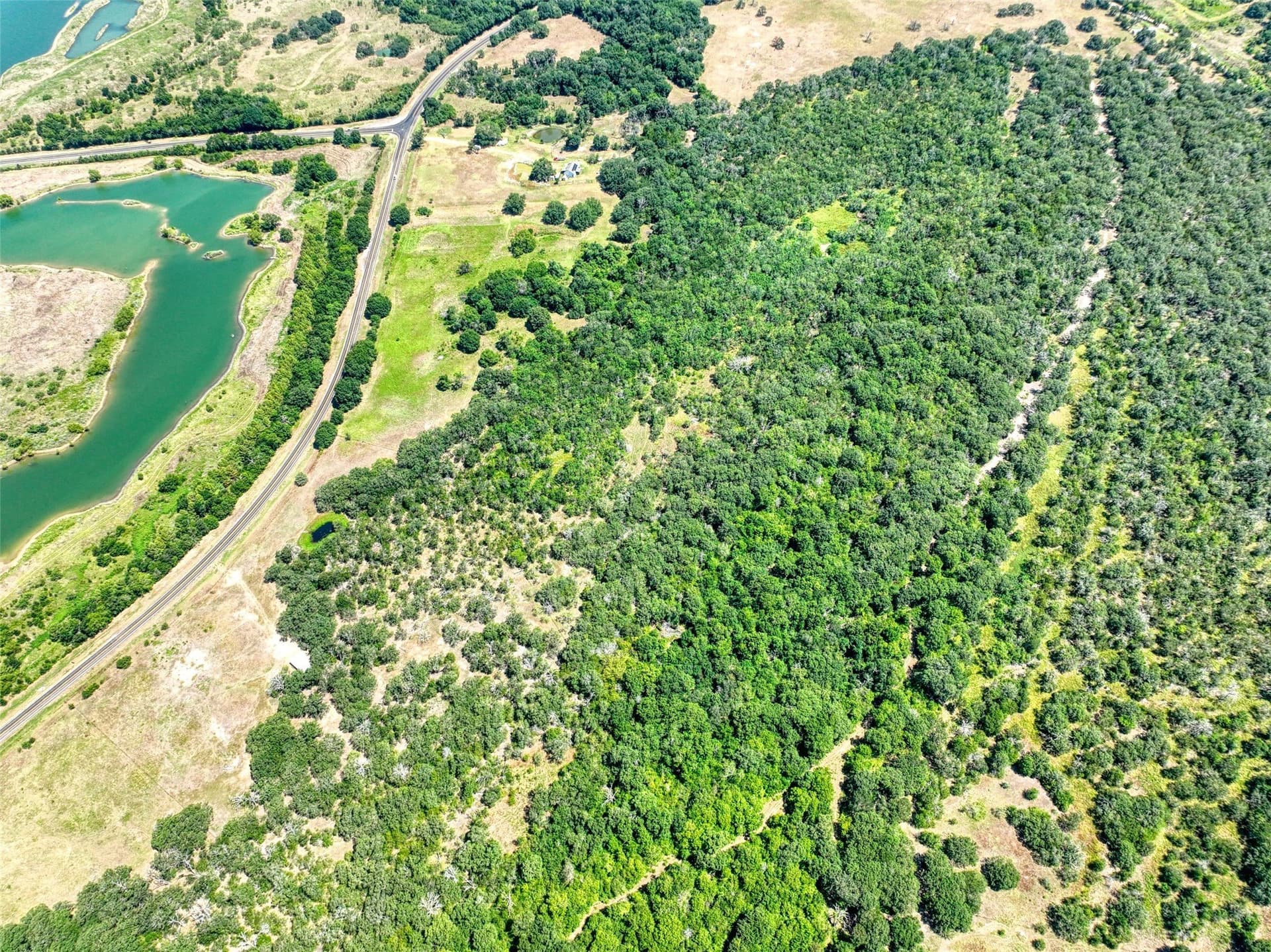 10.45 acres in Navarro County featured view