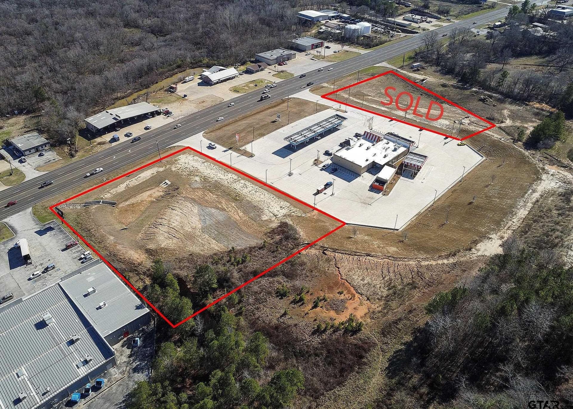 2.25 acres in Smith County gallery image 4