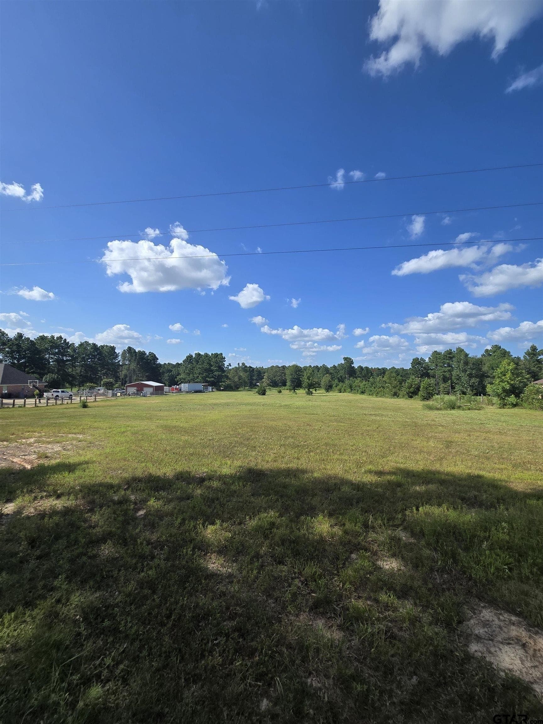 4.23 acres in Smith County