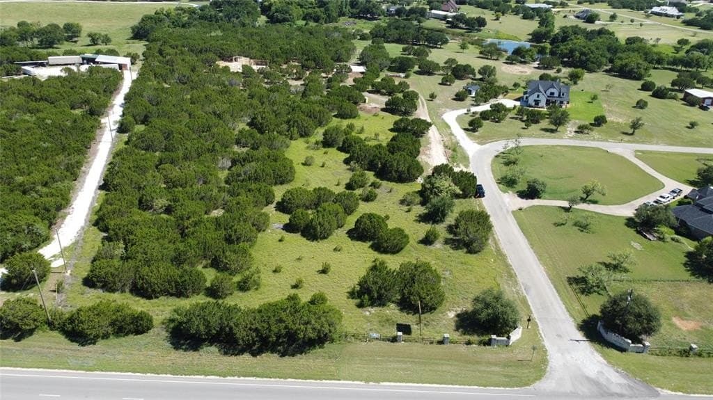 3 acres in Somervell County