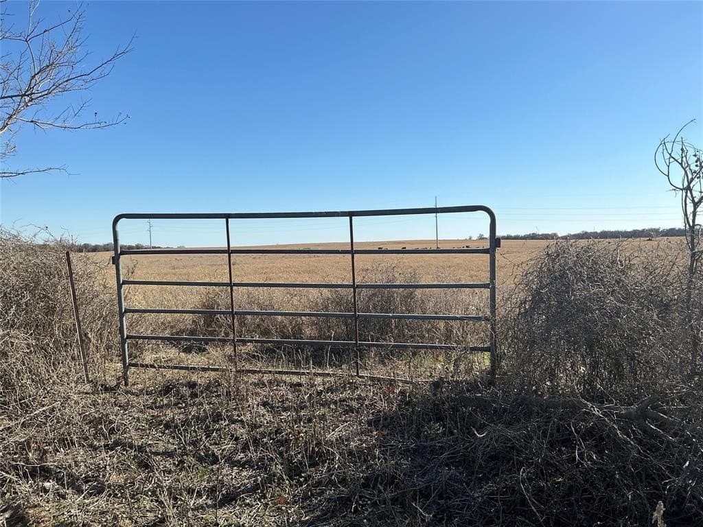 13.29 acres in Comanche County gallery image 2